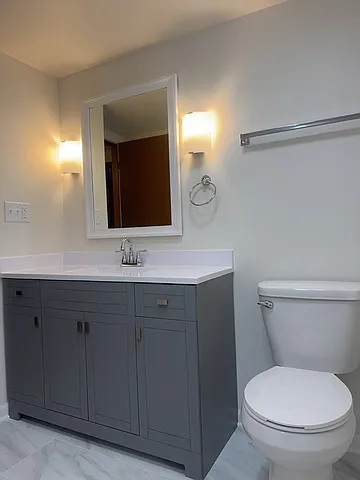 418 Beloit St #15 — Photo 16