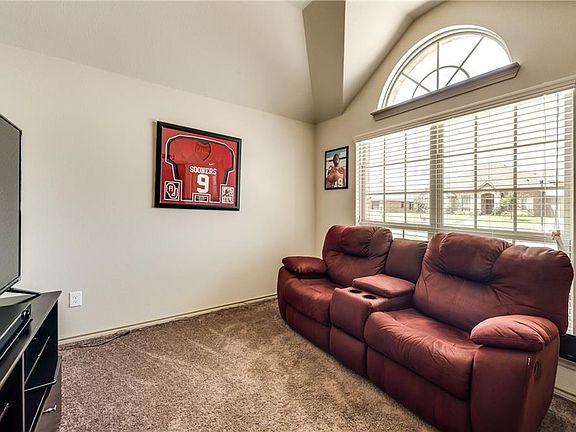 5th image of 1204 Senegal Dr
