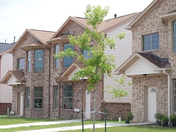 3rd image of 12022 Champions Valley Dr #A