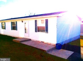 147 Coquina Sands Dr, Waynesboro, PA 17268