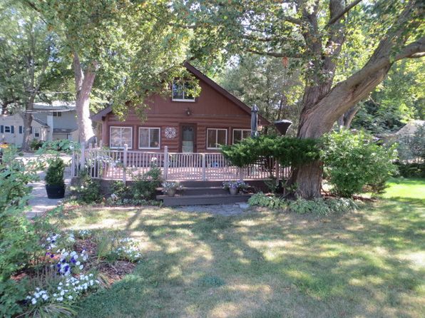 4407 Outlook St