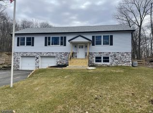 119 Rose Morrow Rd, Wantage, NJ 07461