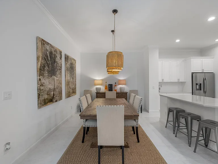 2920 Twin Oaks Way — Photo 10