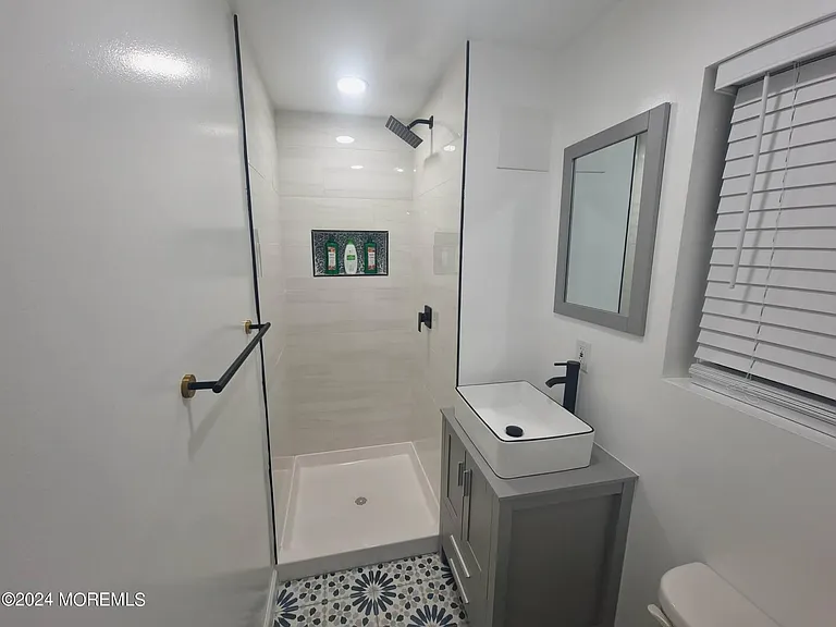 1007 Barnegat Ave #2 — Photo 5