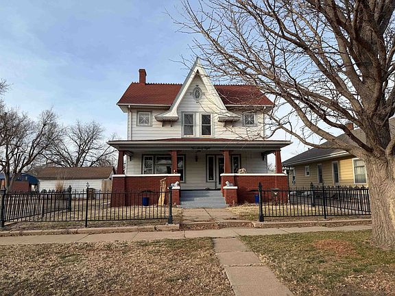 3rd image of 268 & 272 W 1st St