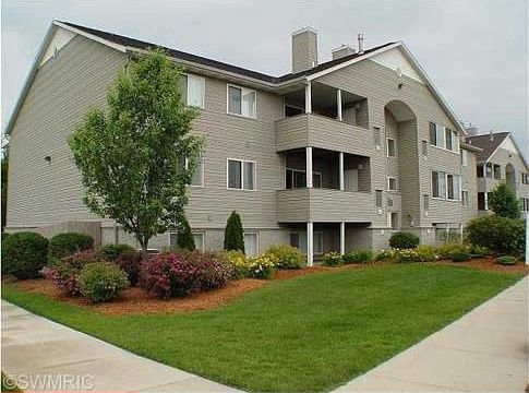 5th image of 8500 Jasonville Ct SE