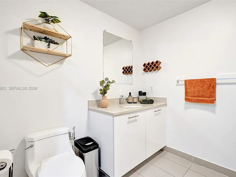 3250 NE 1st Ave #511 — Photo 24