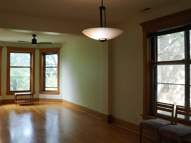 3037 W Logan Blvd #3 — Photo 2