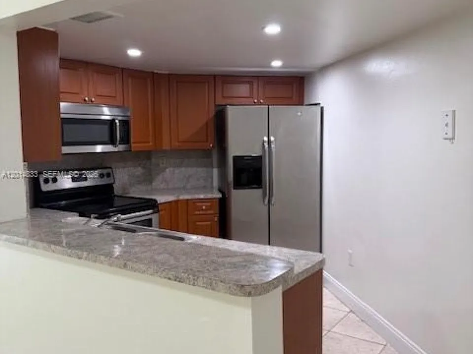 9735 Fontainebleau Blvd #113