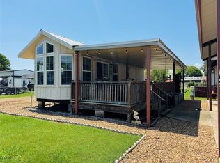 1045 Pelican Isle Dr, Kerens, TX 75144