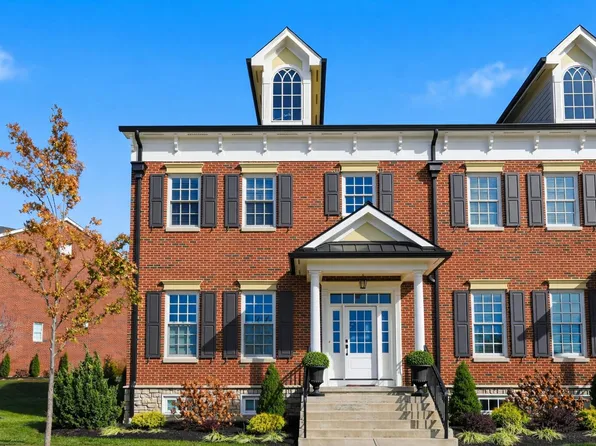 1071 Walburg Ave, Villa Hills, KY 41017