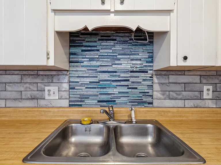 4822 Long Branch Dr — Photo 11