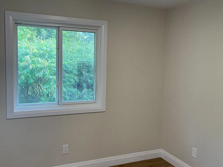 114 Bartlett St — Photo 11