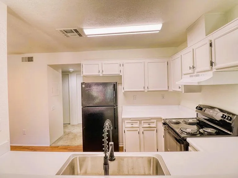 291 E Mel Ave #342 — Photo 6