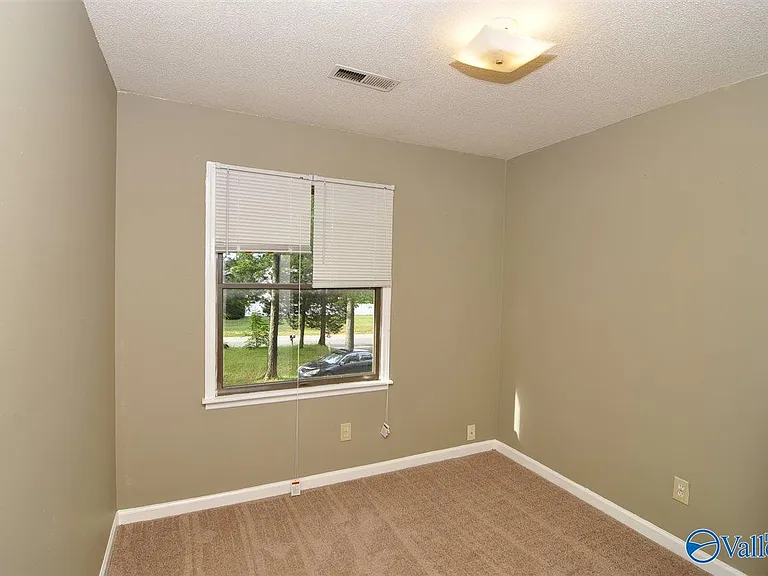 1332 Blake Bottom Rd #B — Photo 5
