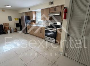41 Pacific St, Newark, NJ 07105
