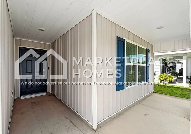 4 bed, 2.0 bath, 2031 sqft, $2,250 — Photo 2