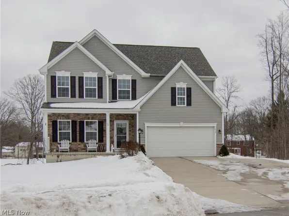 3659 Shady Timber Dr, Twinsburg, OH 44087