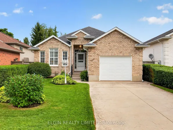 17 Steeplechase Ct, Saint Thomas, ON N5R 6H5