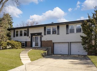 2S055 Glen Ave, Lombard, IL 60148