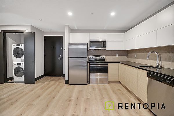 1st image of 88 Linden Blvd APT 1E