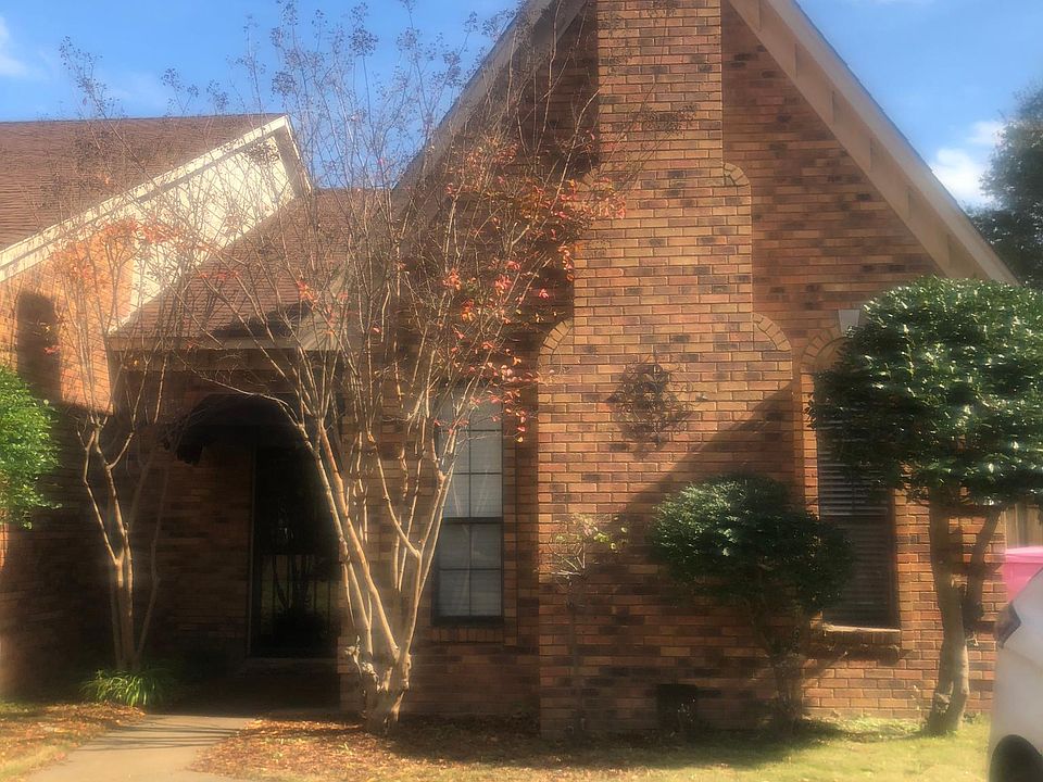 1st image of 7134 Greenbriar Dr