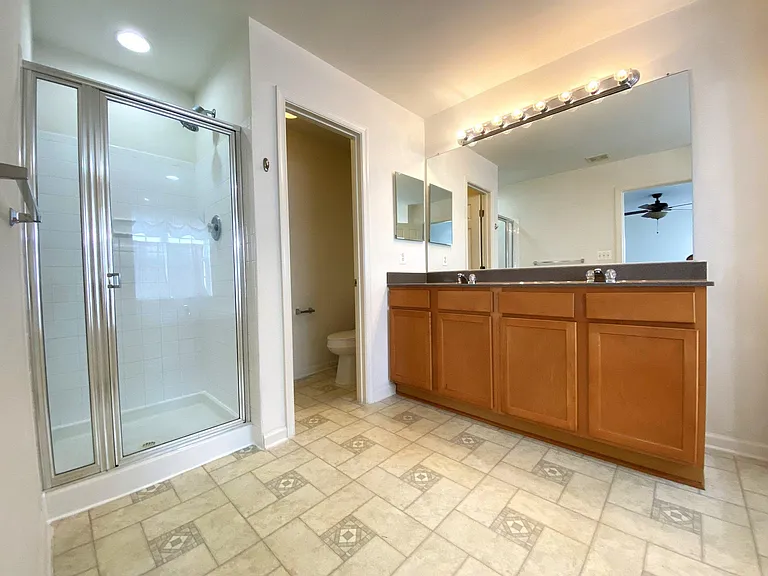 1601 Wilcox Ave — Photo 16