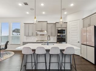 5518 Depot Dr, Sachse, TX 75048