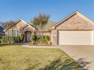 4520 Embercrest Dr, Fort Worth, TX 76123