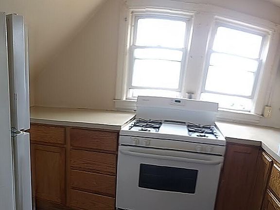 4th image of 1025 Douglas St NW #2