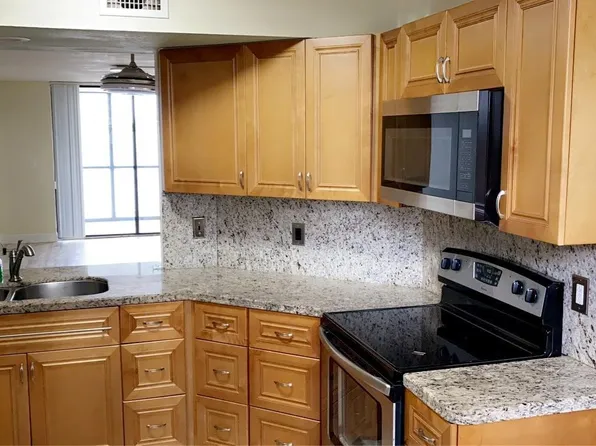 115 Lake Emerald Drive #101, Oakland Park, FL 33309