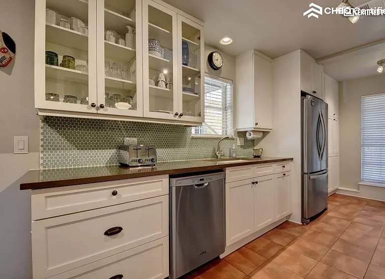 Kitchen Looking West