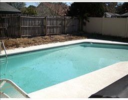 1st image of 1526 Long Pond Dr