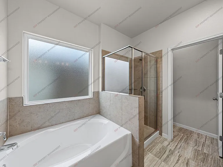 727 Cross Dr — Photo 23