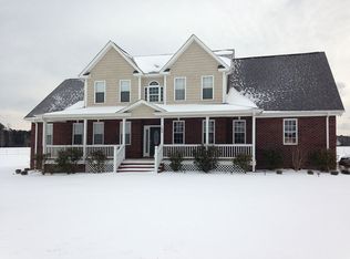 105 Ed Coles Ct, Jacksonville, NC 28546