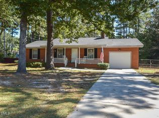 27 White Oak Dr, Smithfield, NC 27577