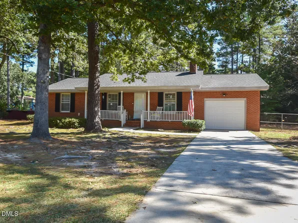 27 White Oak Dr, Smithfield, NC 27577