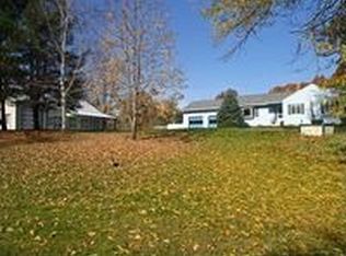 271 S Row Rd, Townsend, MA 01469