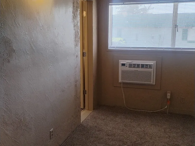1639 Basin St SW #24 — Photo 11