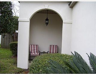 2nd image of 1612 English Colony Dr
