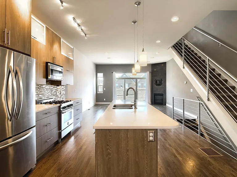 2103 W 32nd Ave #9 — Photo 13
