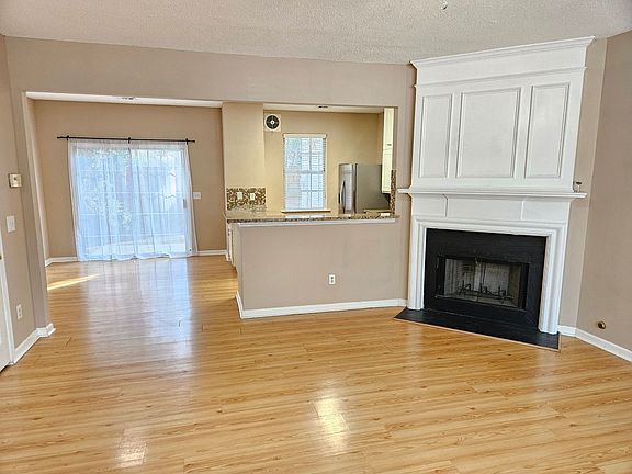 3rd image of 2784 Terrell Trace Dr