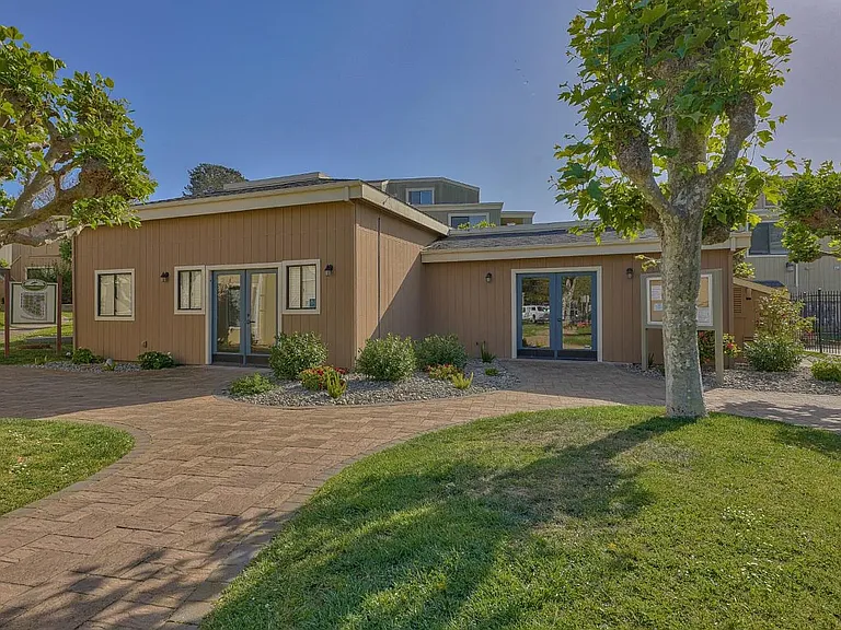 820 Casanova Ave #30 — Photo 15
