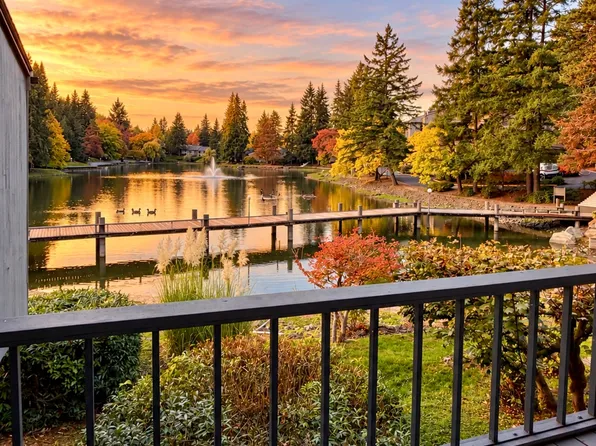 13954 NE 60th Way APT 102, Redmond, WA 98052