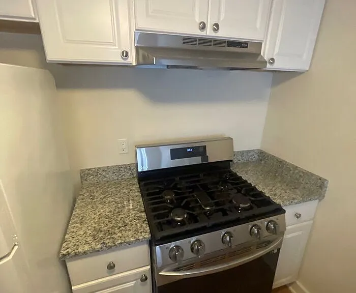 18 Country Place Ct — Photo 6