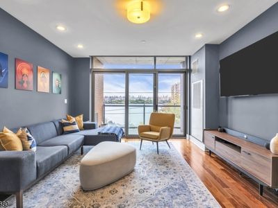 8125 River Rd #5C, North Bergen, NJ, 07047