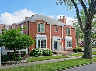 9358 S Bell Ave, Chicago, IL 60643