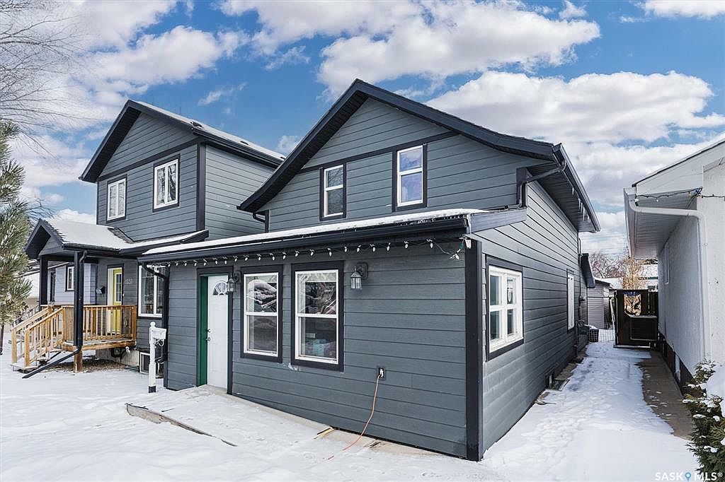 1529 Cumberland Ave S, Saskatoon, SK S7H 2M2 | Zillow