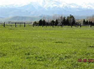 1110 S Creek Hollow Cir, Wallsburg, UT 84082