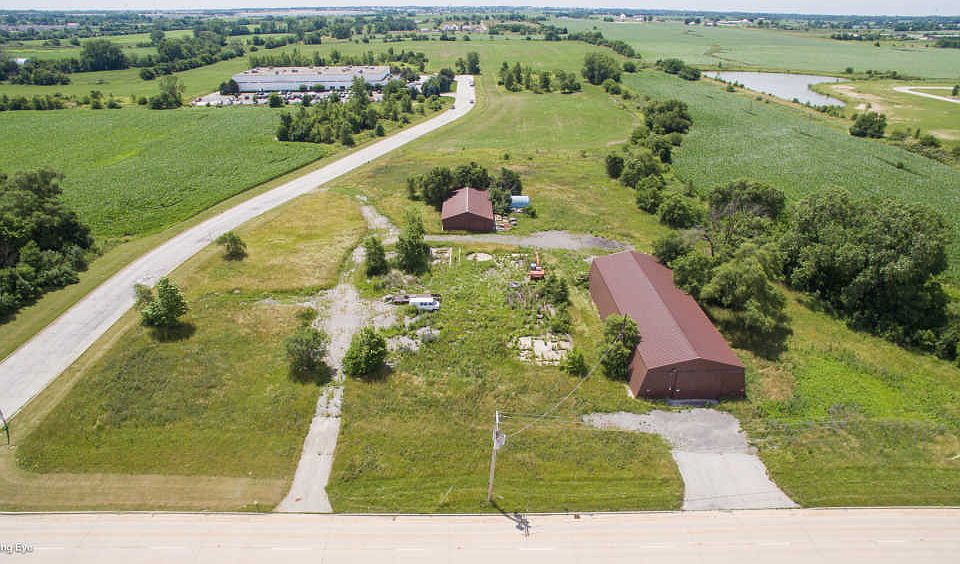 1st image of 5901 Sauk Trl